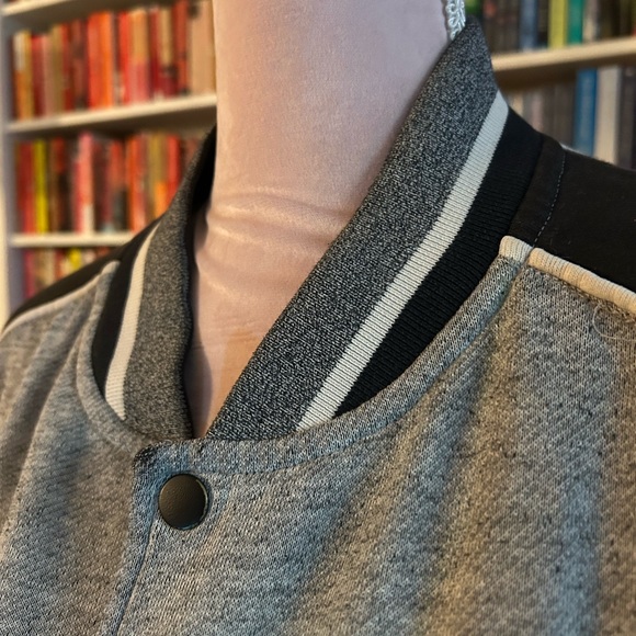 Roots vintage button up jersey style sweater grey black and white - Picture 8 of 9